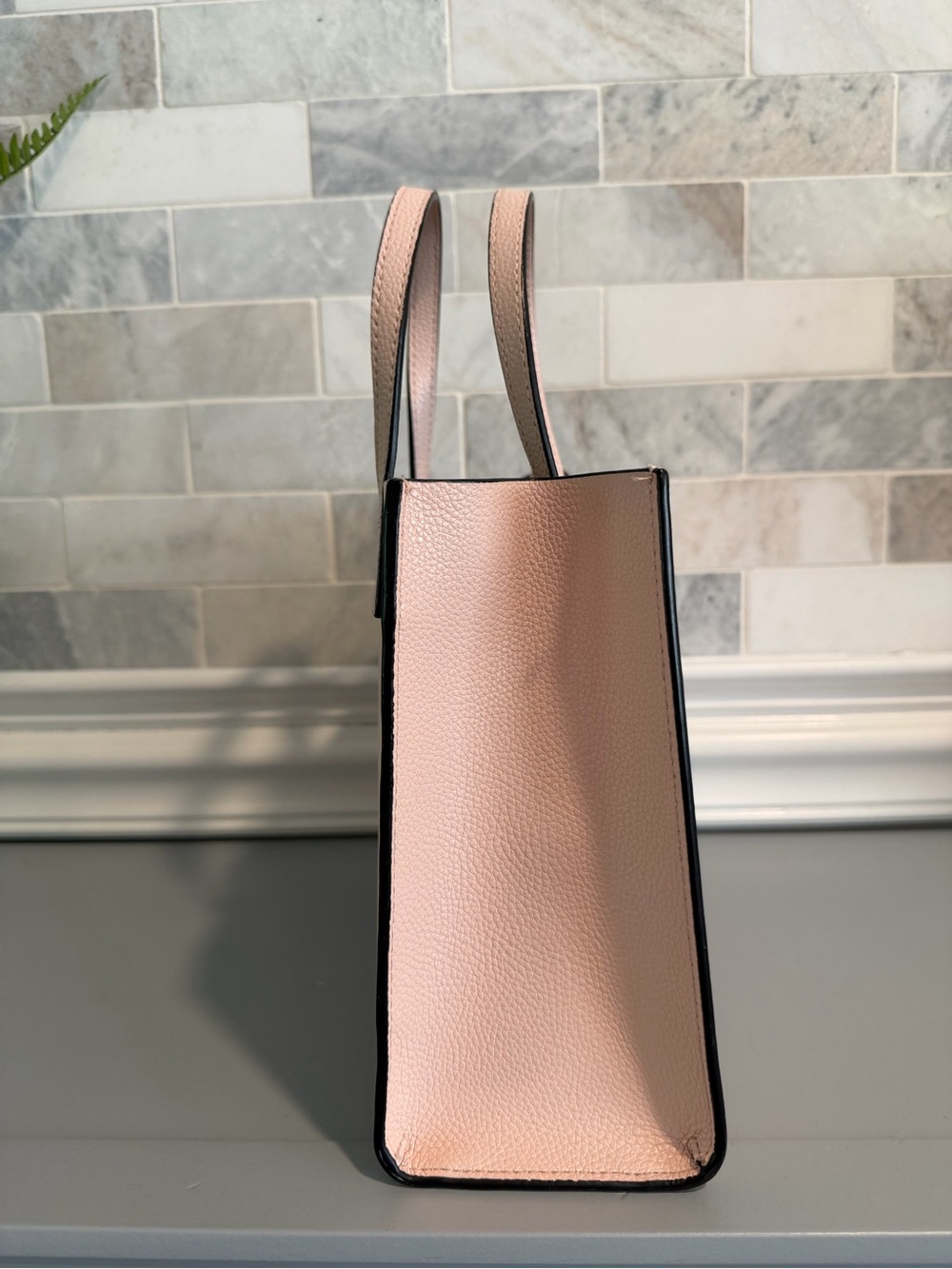 🩷Host pick🩷 Marc Jacobs Blush Small Leather Tote - Picture 3 of 9
